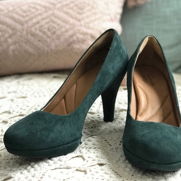 clarks indigo wessex wyvern